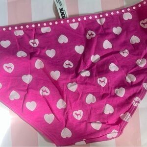 PINK Victoria's Secret Fuchsia Heart Print Underwear